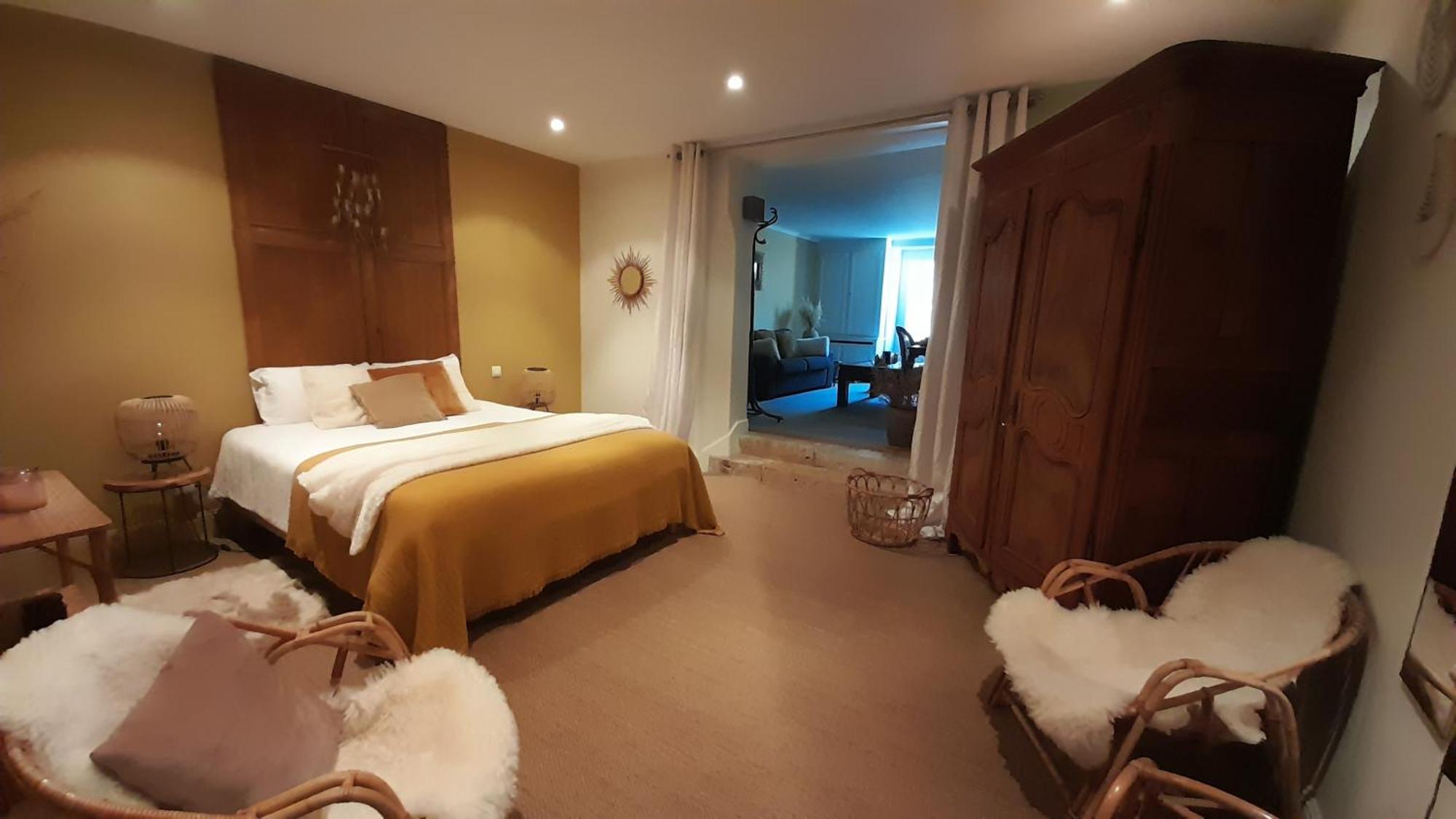 Chambre D'Hotes Les Rives De La Tronne Мер Экстерьер фото