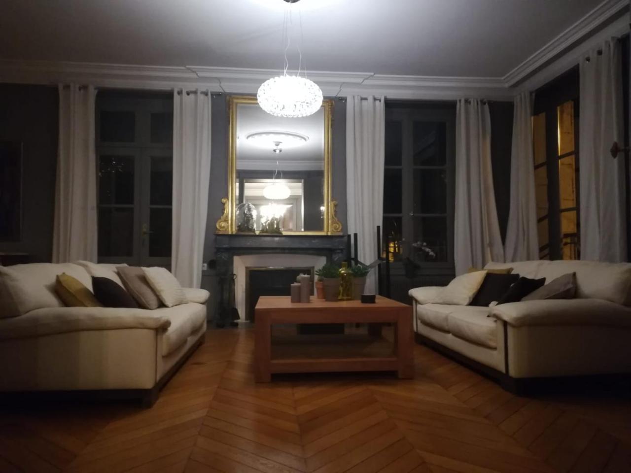 Chambre D'Hotes Les Rives De La Tronne Мер Экстерьер фото